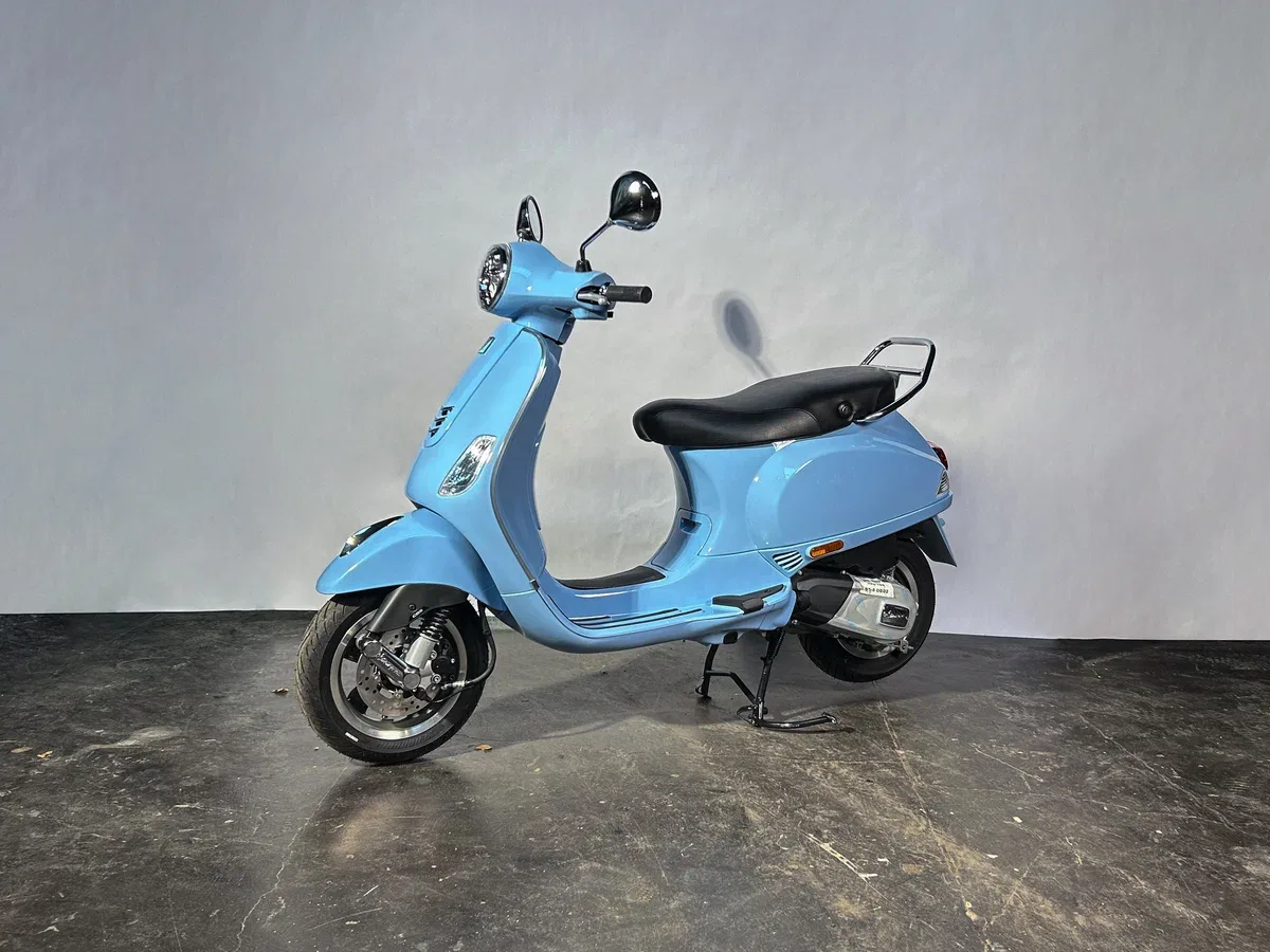 Vespa VXL 125