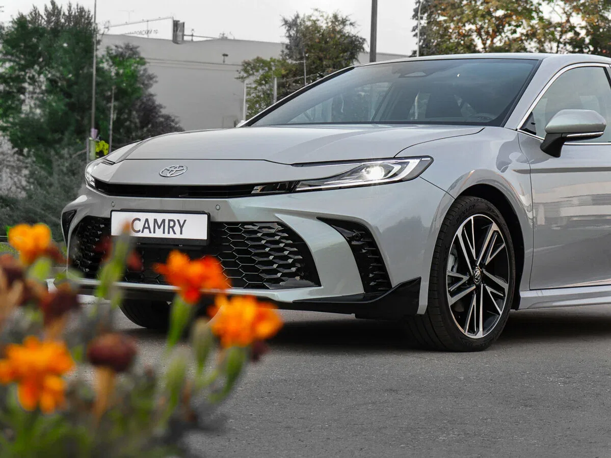 Toyota Camry IX (XV80) China Market