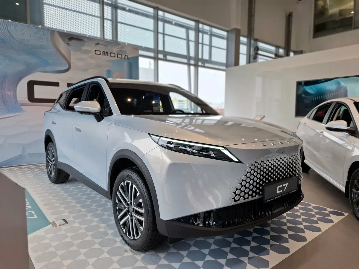 Omoda C7