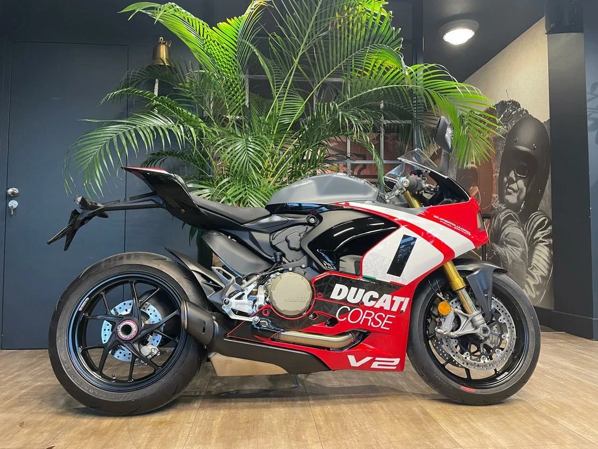 Ducati Panigale V2