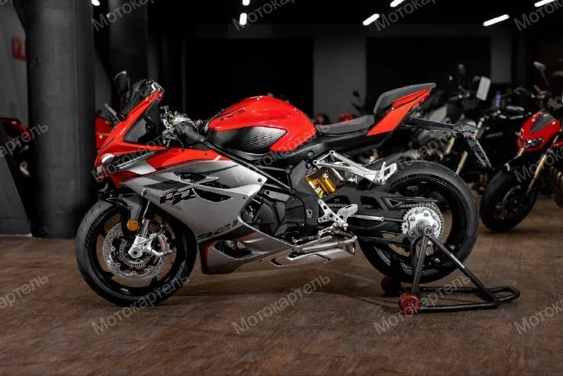 QJMotor SRK 921 RR