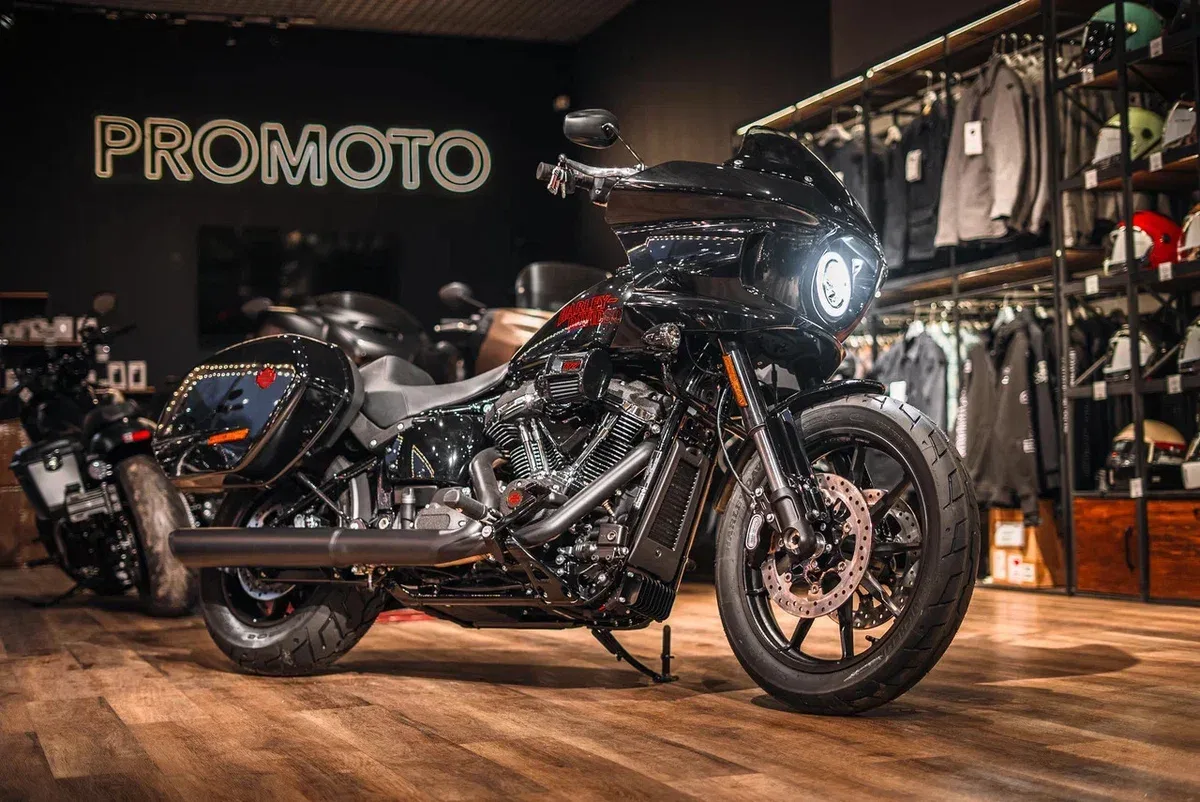 Harley-Davidson Low Rider ST