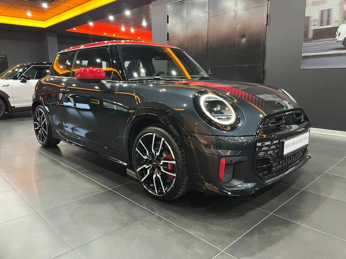 Mini Hatch IV (F65/F66/J01)