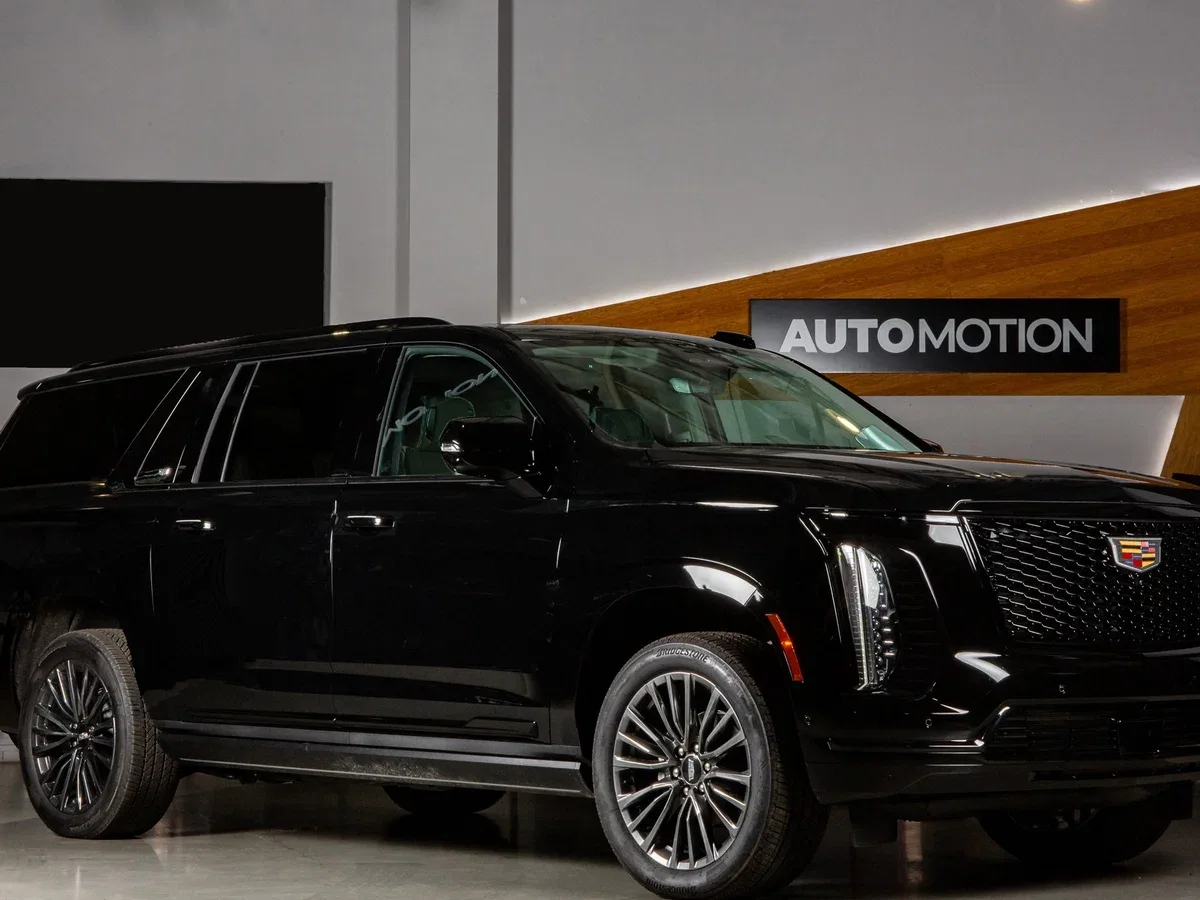 Cadillac Escalade V Рестайлинг