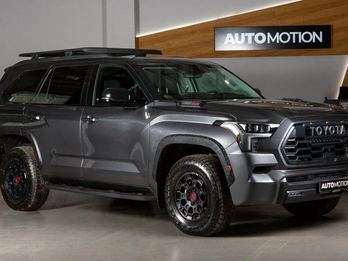 Toyota Sequoia III
