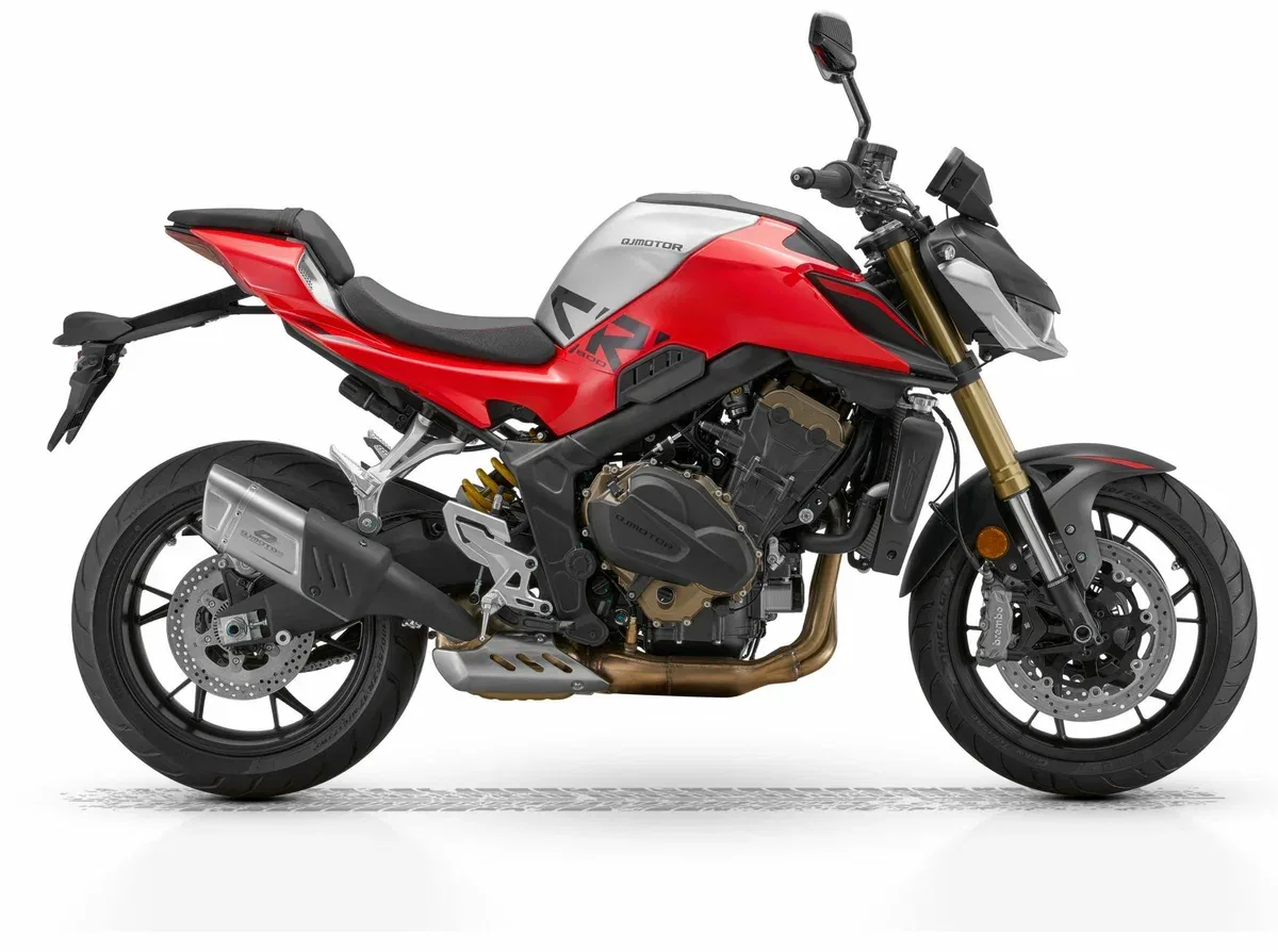 QJMotor SRK 800 RR