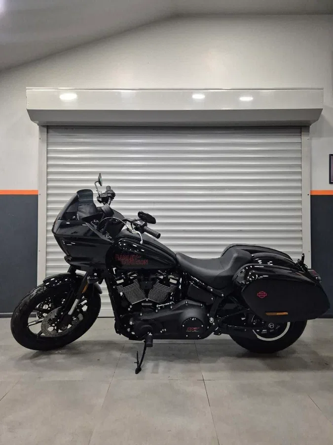 Harley-Davidson Low Rider ST