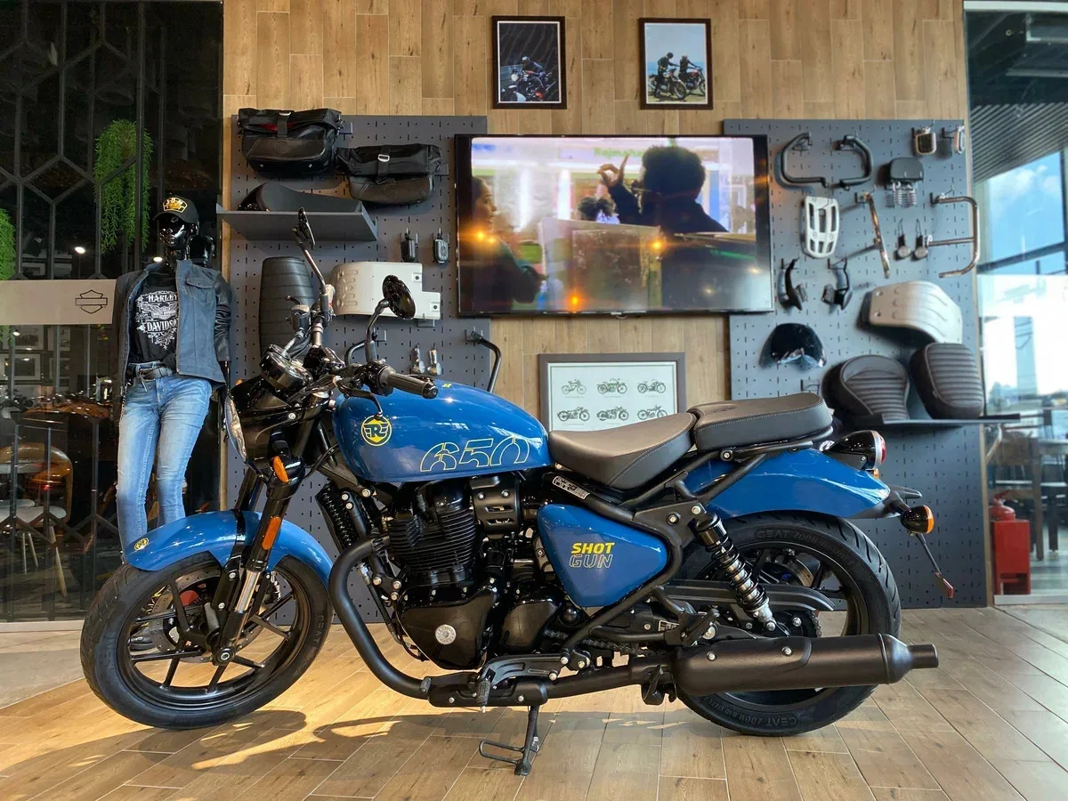 Royal Enfield Shotgun