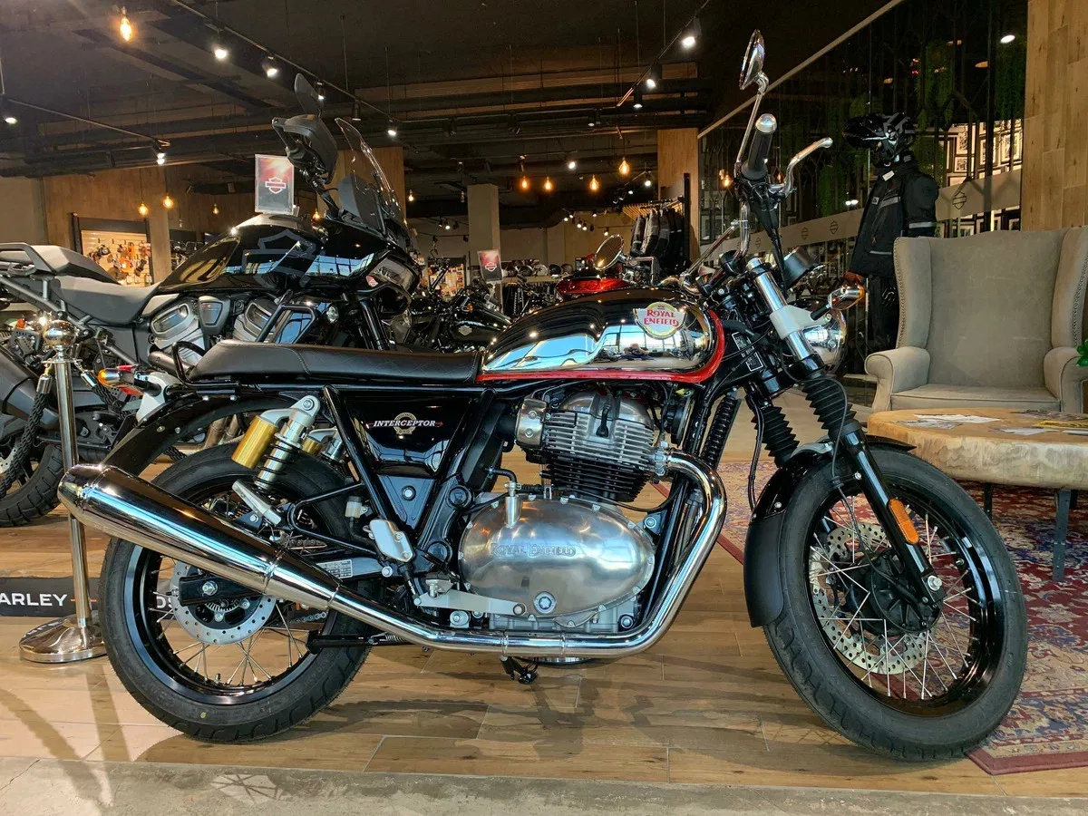 Royal Enfield INT650