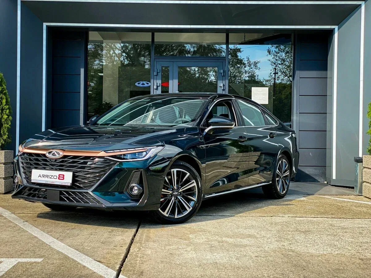 Chery Arrizo 8