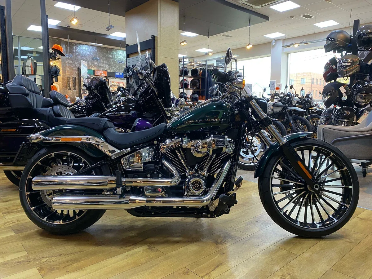 Harley-Davidson Breakout