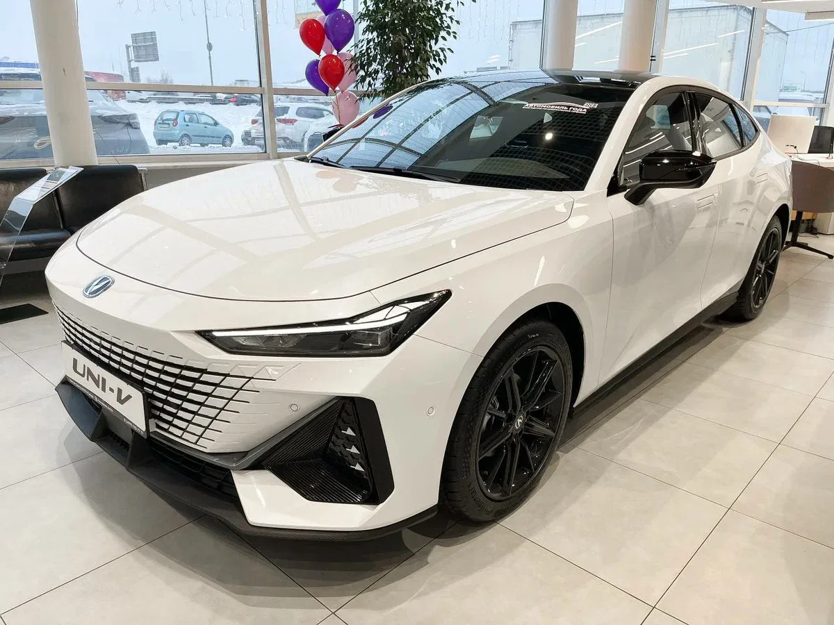 Changan UNI-V I