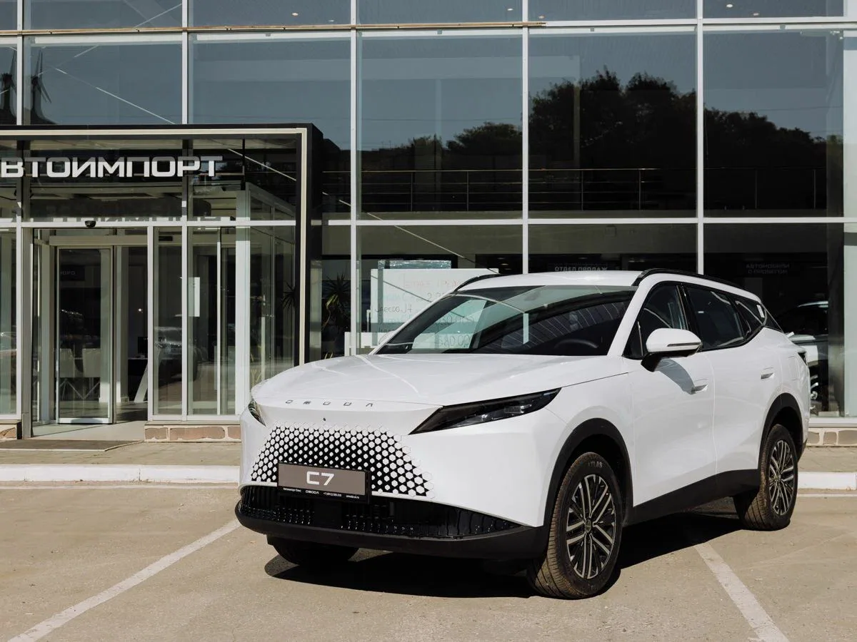 Omoda C7