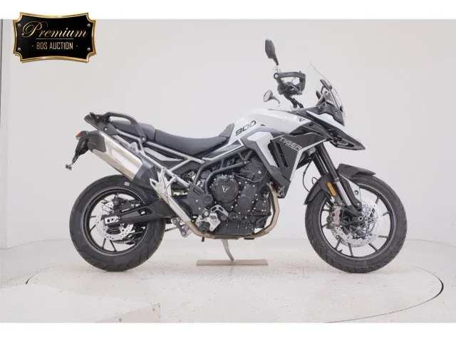 Triumph Tiger 900