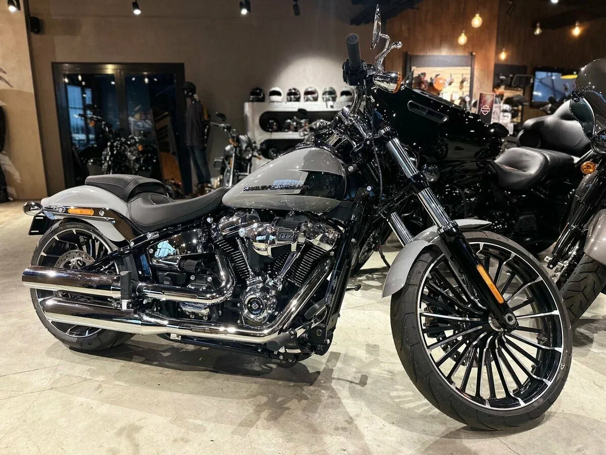 Harley-Davidson Breakout