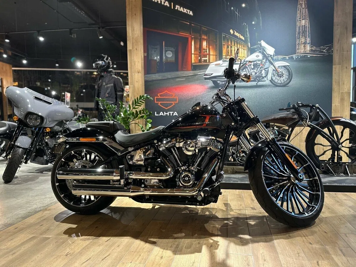 Harley-Davidson Breakout