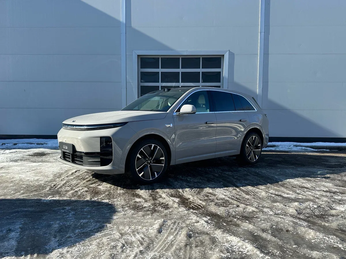 Li Auto (Lixiang) L6