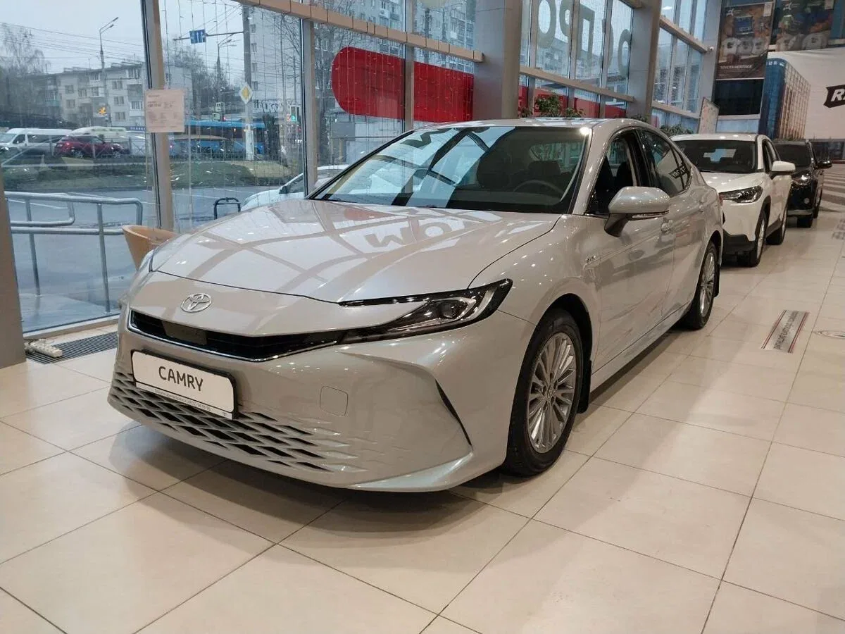 Toyota Camry IX (XV80) China Market