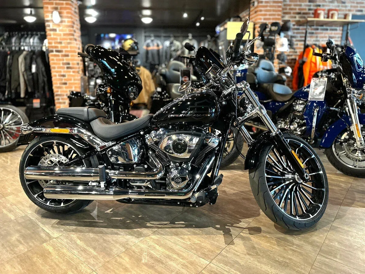 Harley-Davidson Breakout