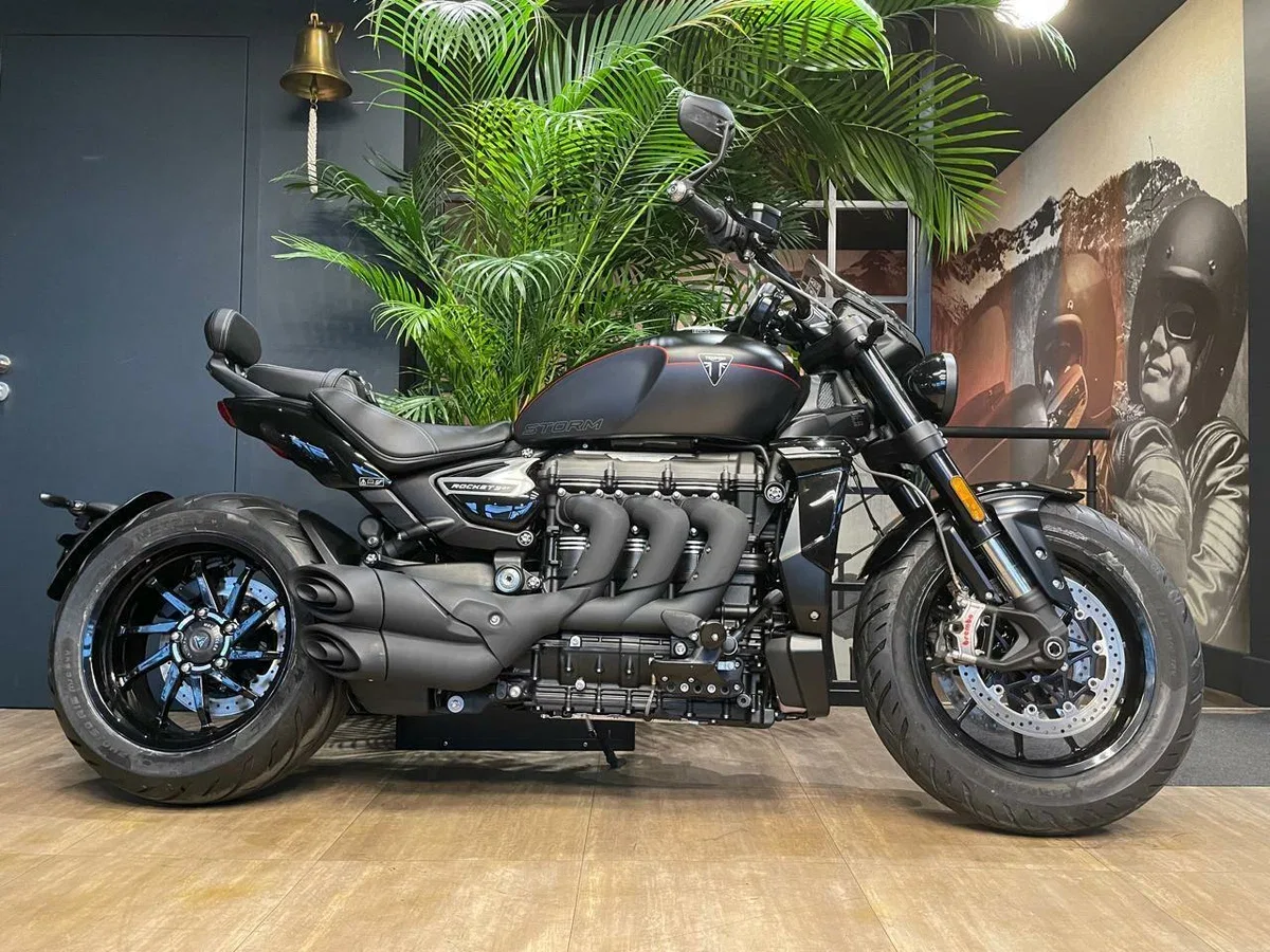 Triumph Rocket III