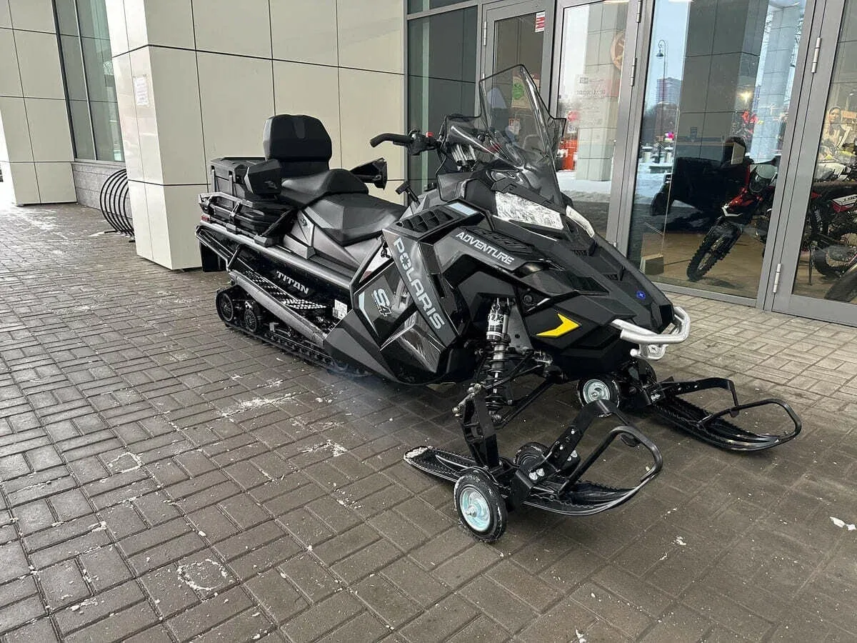 Polaris PROSTAR S4 Titan Adventure 155