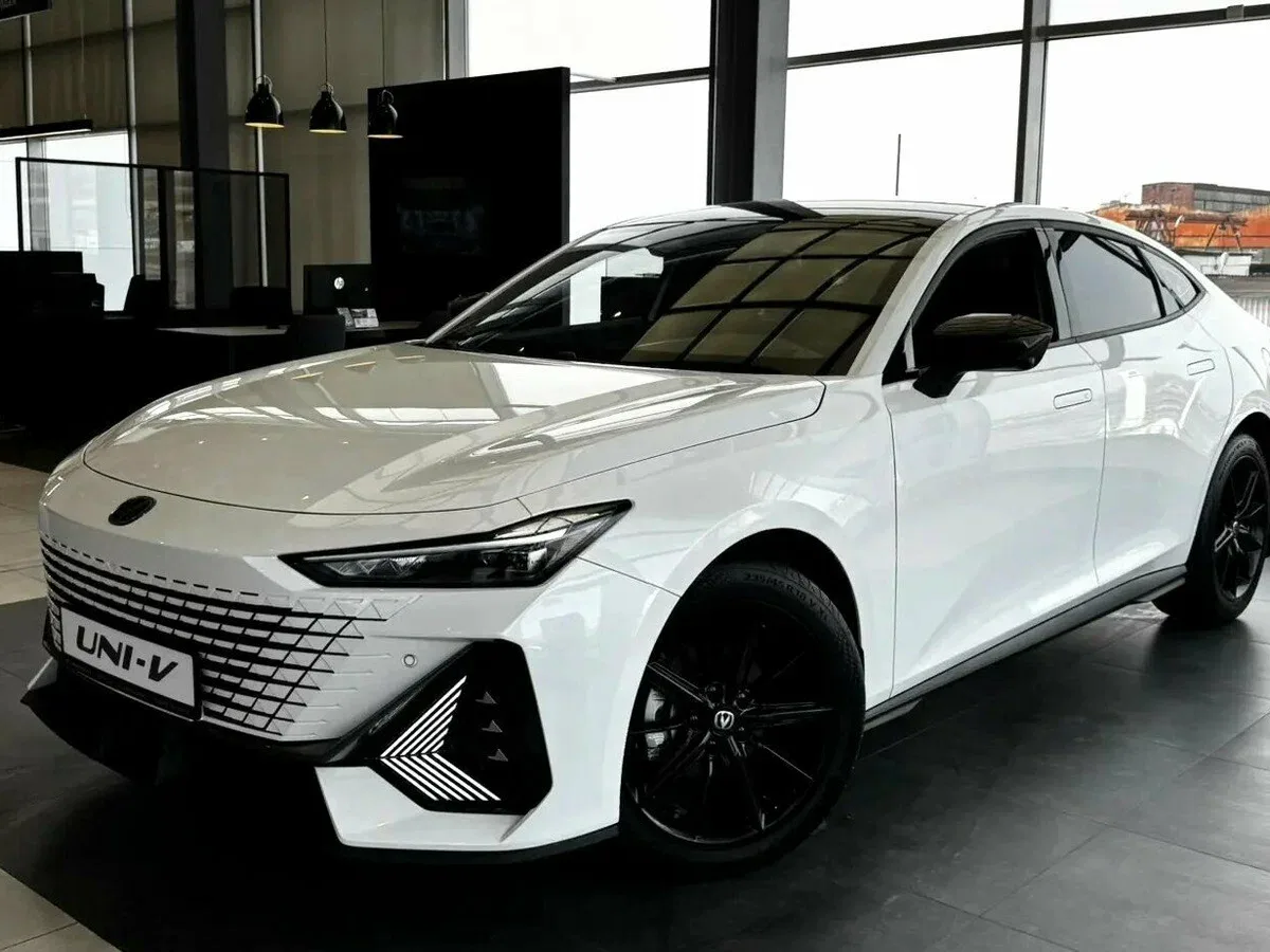 Changan UNI-V I