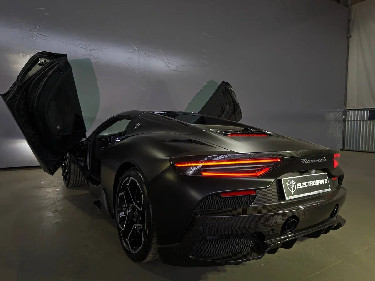 Maserati MC20