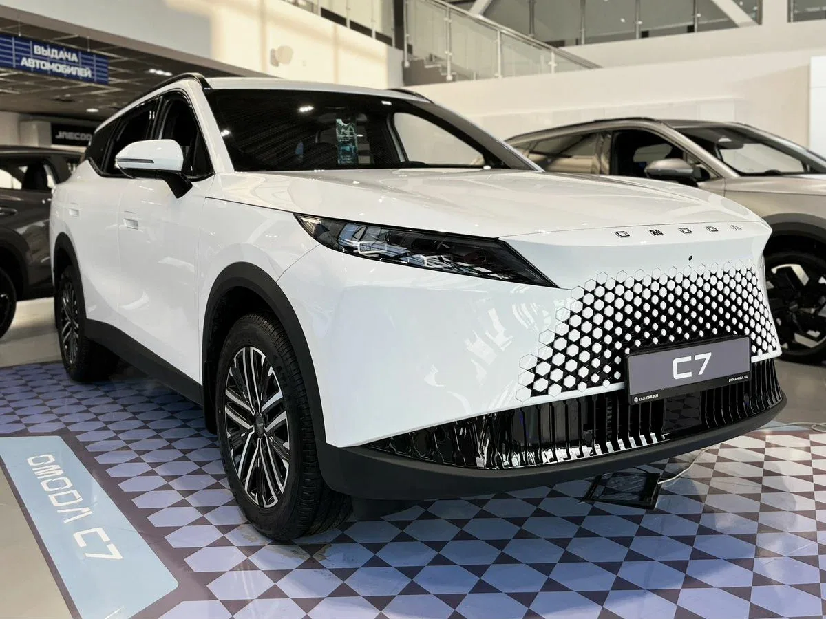 Omoda C7