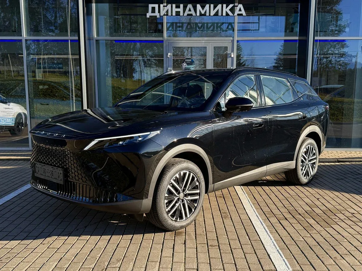 Omoda C7