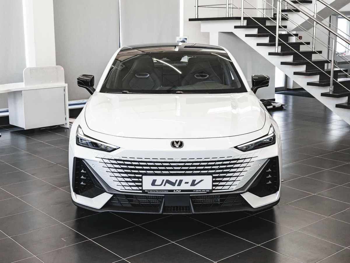 Changan UNI-V I