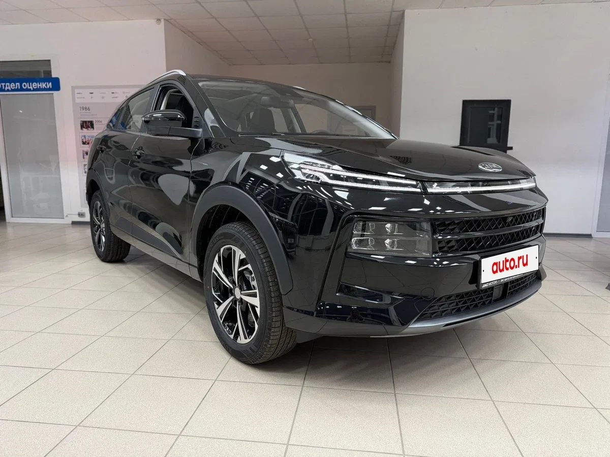 JAC JS6