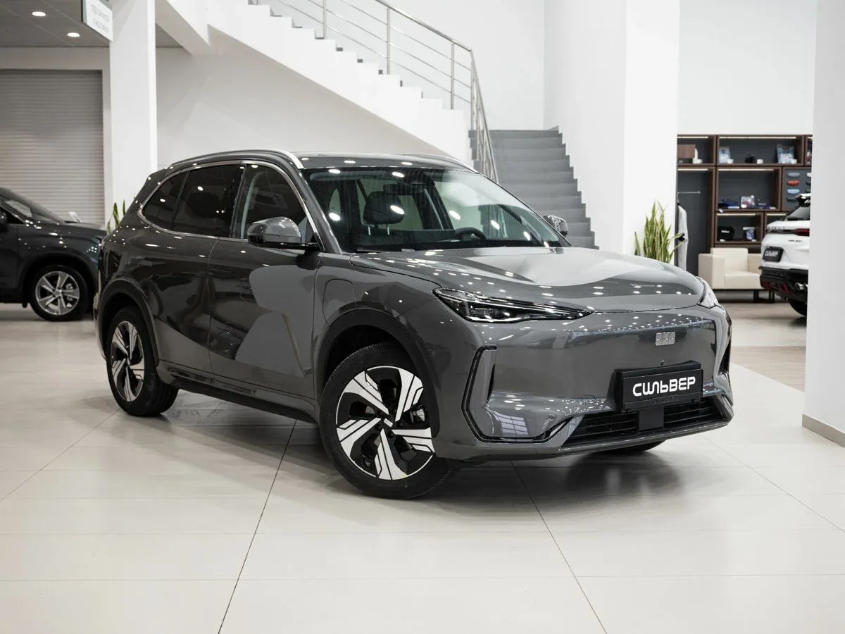 Geely EX5