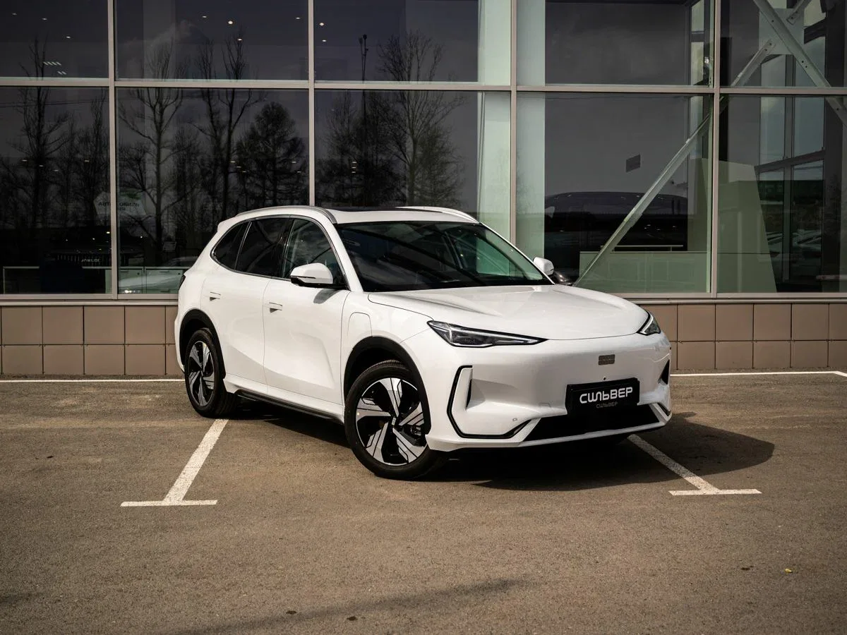 Geely EX5