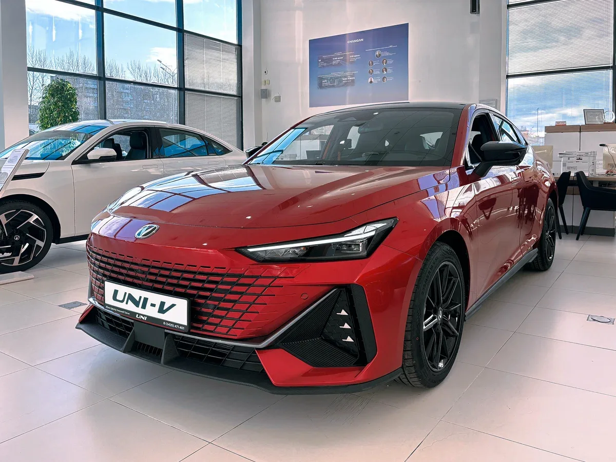 Changan UNI-V I