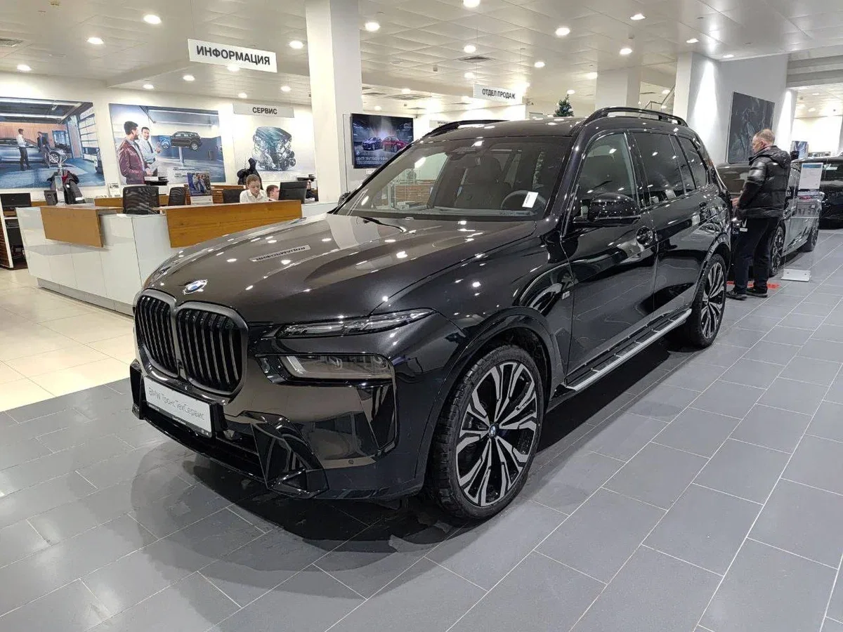 BMW X7 I (G07) Рестайлинг