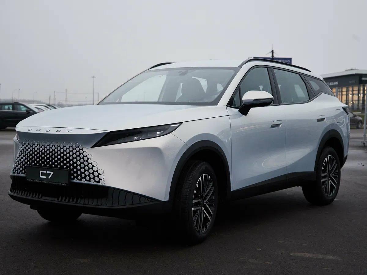 Omoda C7