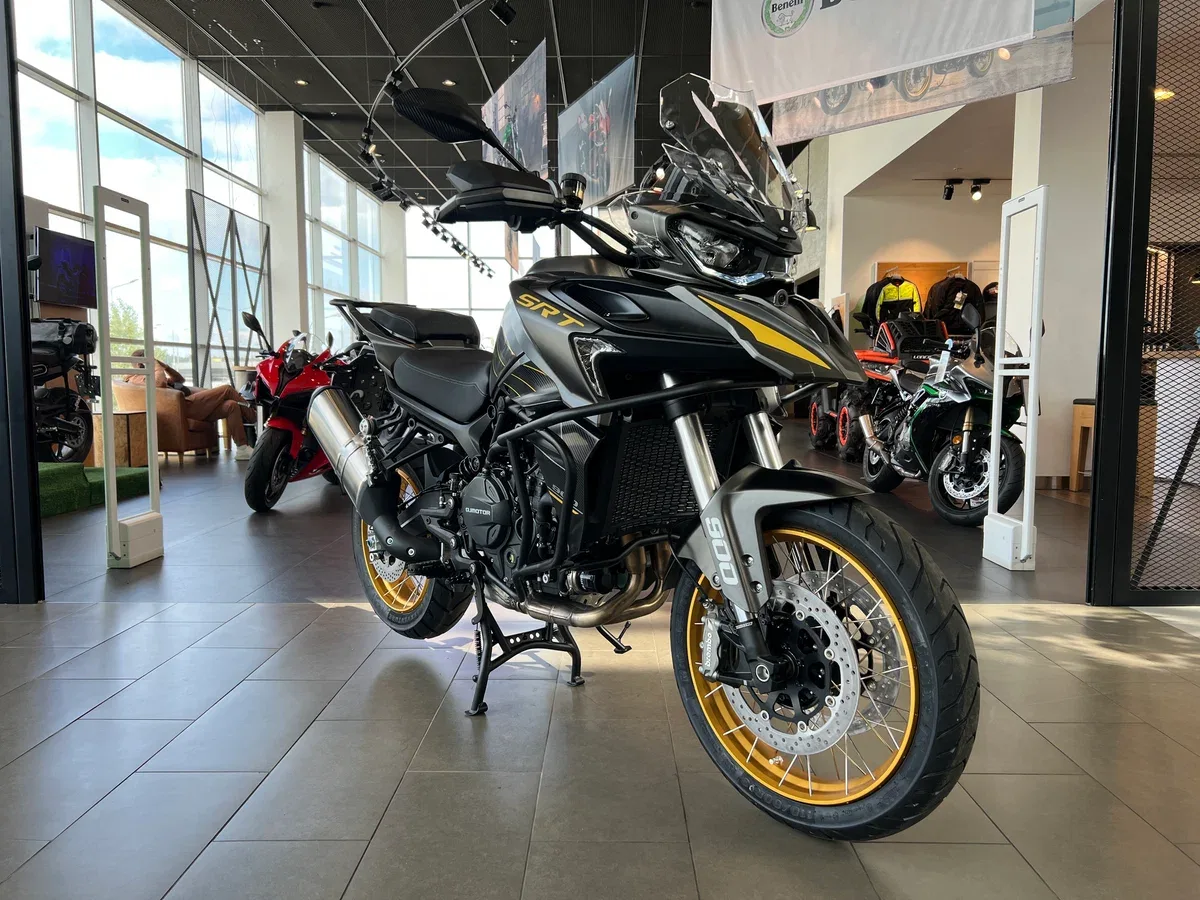 QJMotor SRT 900 SX