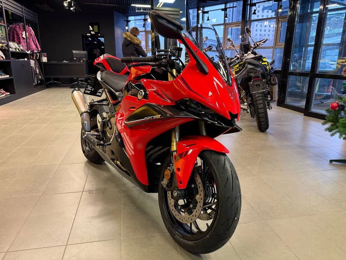 Voge RR660S