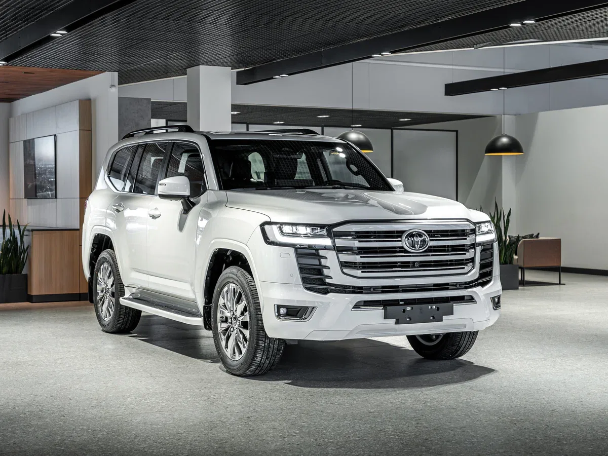 Toyota Land Cruiser 300 Series