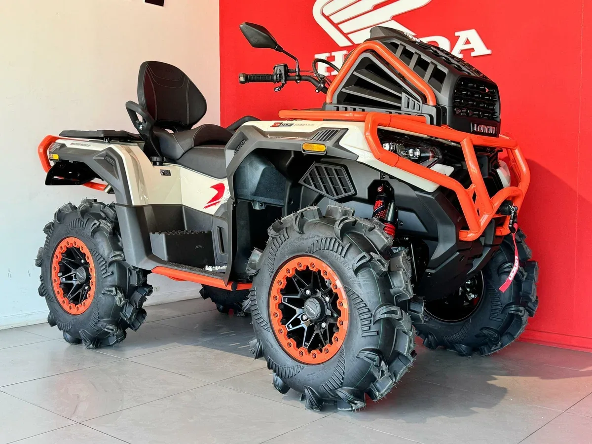 Loncin Xwolf 1000 Mud
