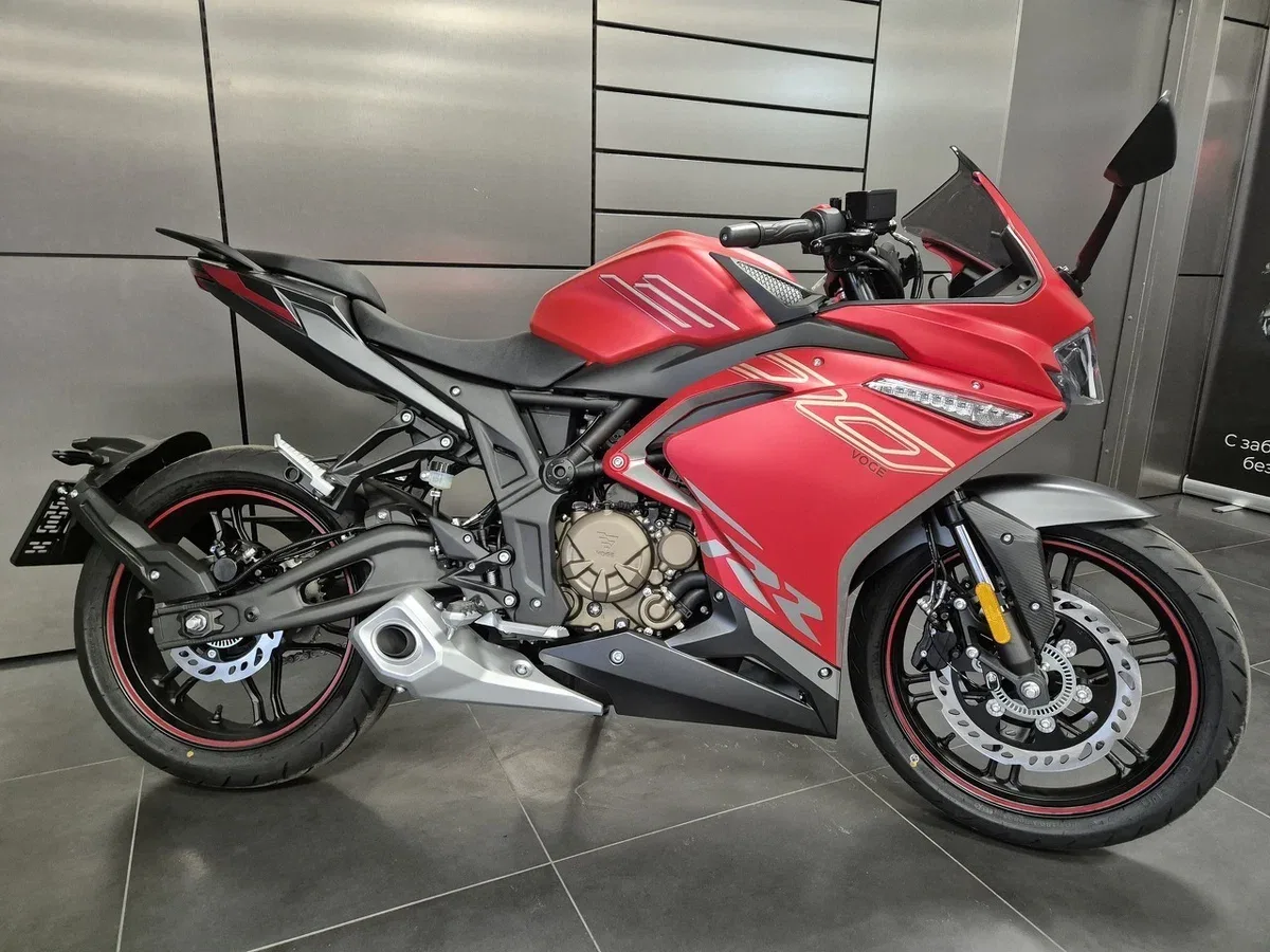 Voge RR300