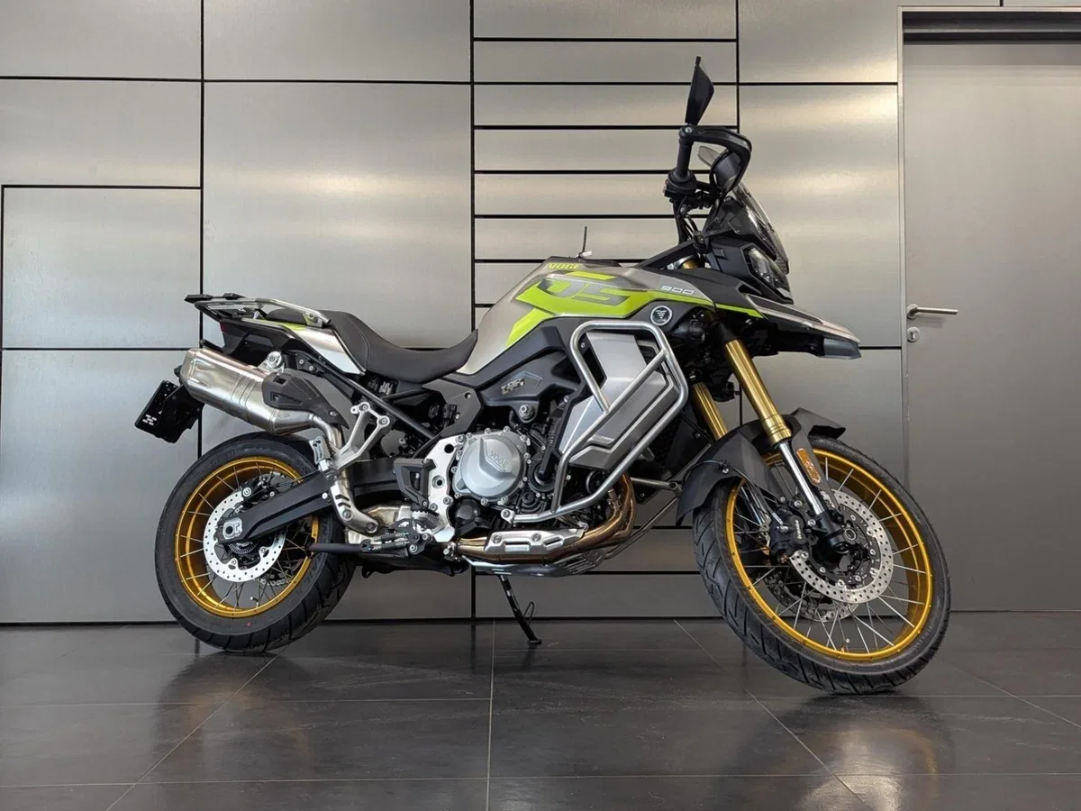 Voge DS900X