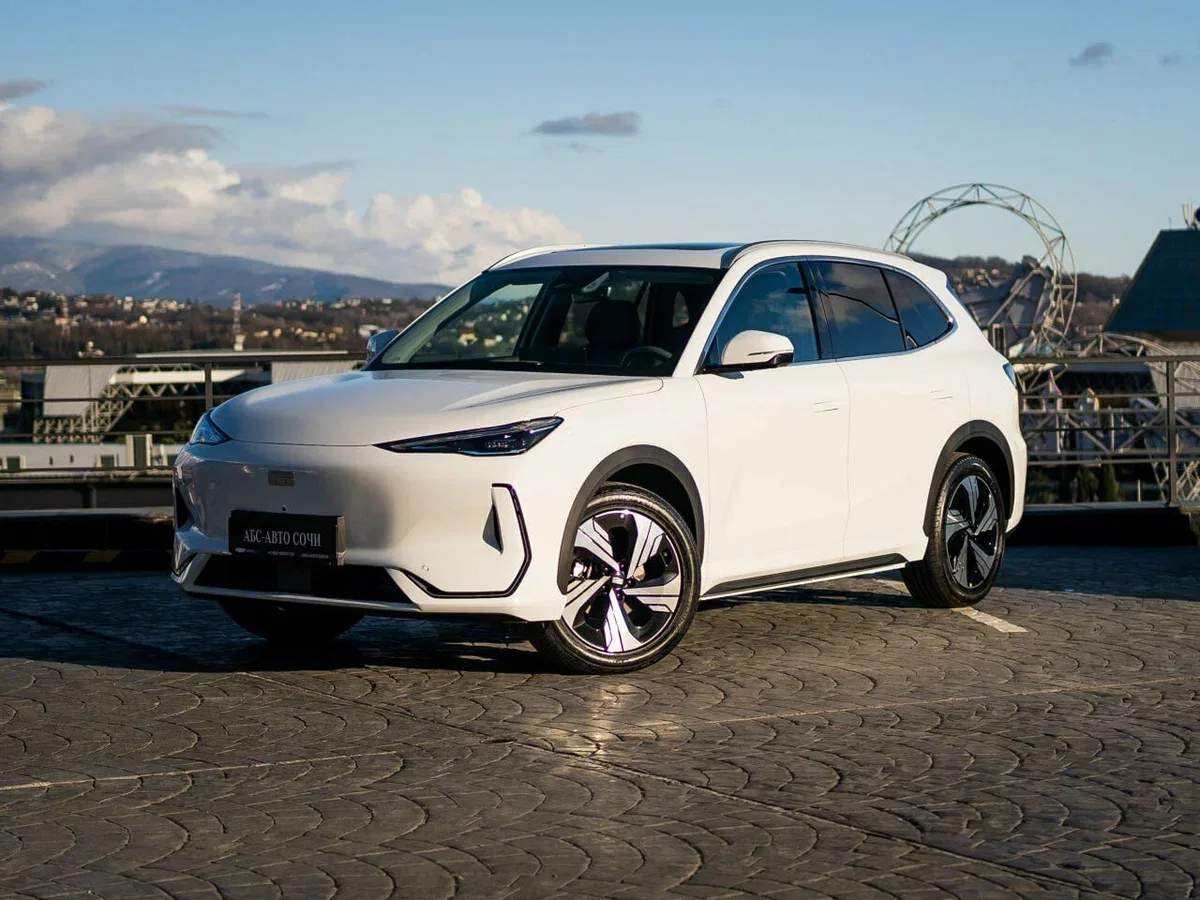 Geely EX5