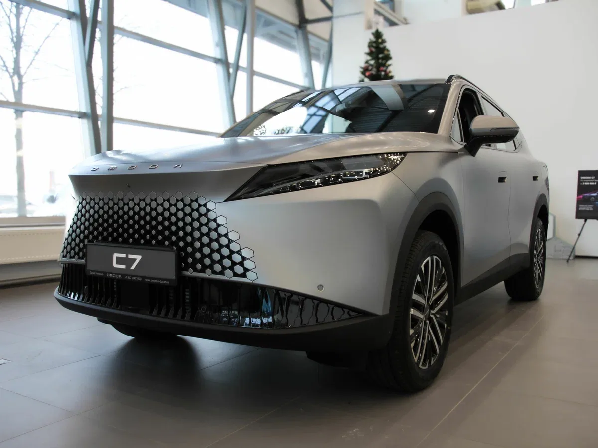 Omoda C7