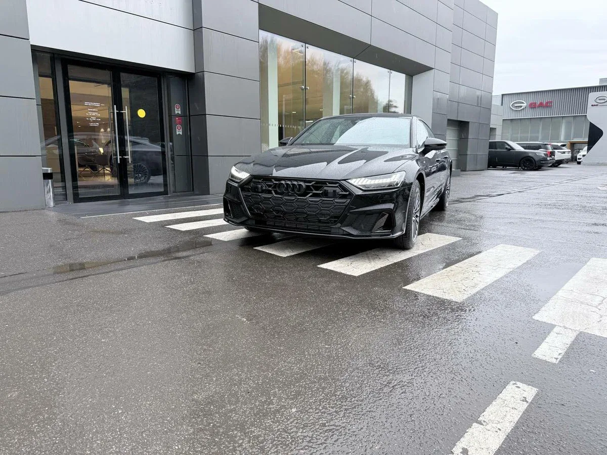 Audi A7 II (4K)