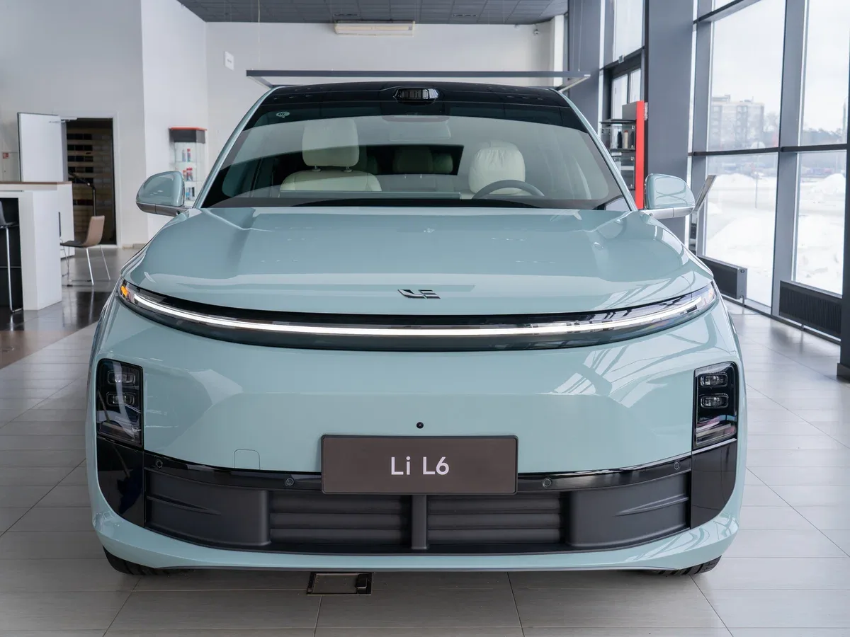 Li Auto (Lixiang) L6
