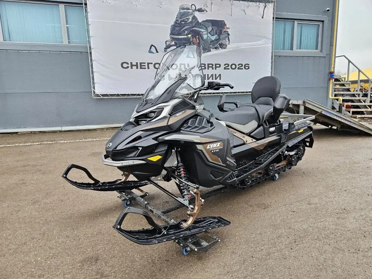 BRP Lynx Commander 900
