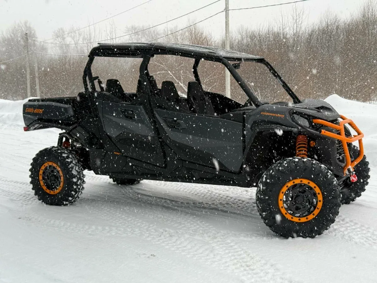 BRP Can-Am Commander Max XT