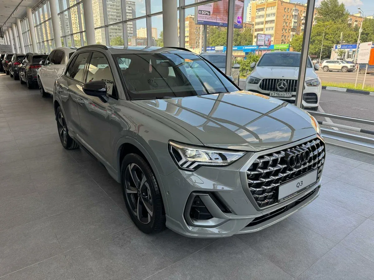 Audi Q3 II (F3)