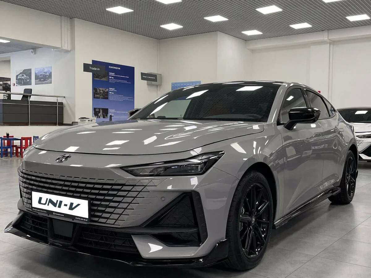 Changan UNI-V I